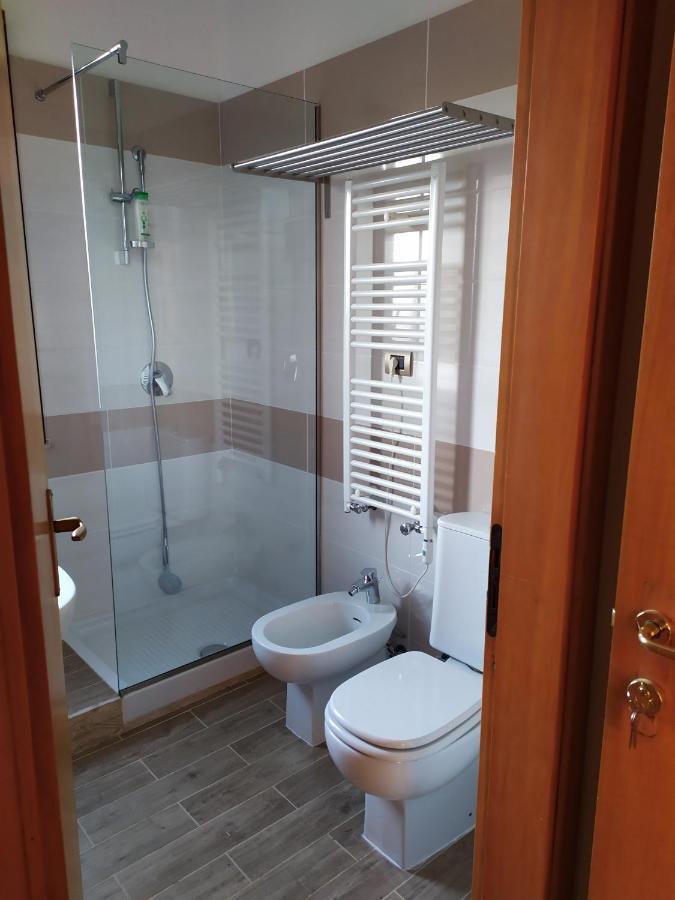 Nero Basalto Azzurro Mare Bed & Breakfast อาชิ กัสเตลโล ภายนอก รูปภาพ