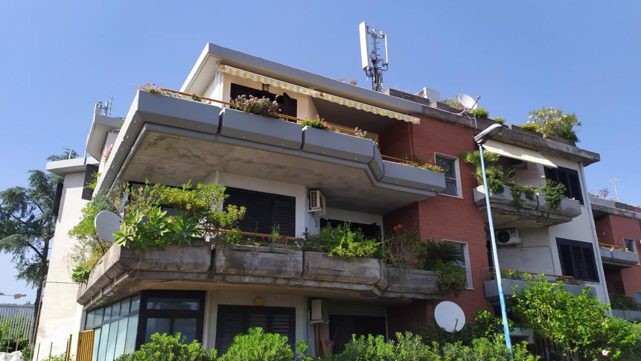 Nero Basalto Azzurro Mare Bed & Breakfast อาชิ กัสเตลโล ภายนอก รูปภาพ